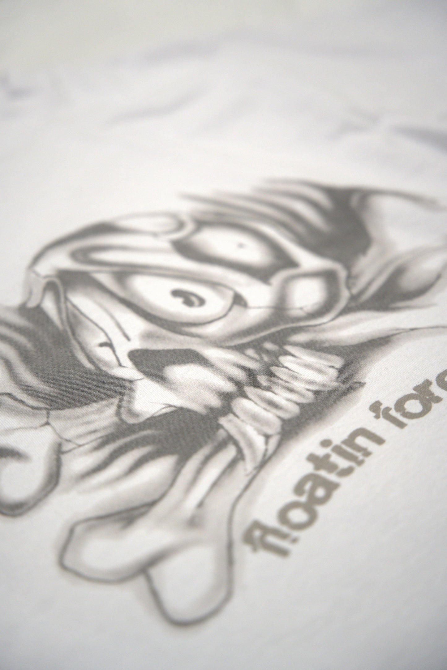 skully tee
